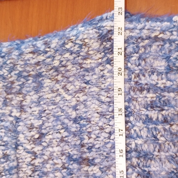 Forever 21 Junior's Eyelash Chunky Knit Sweater Size:M Color:Blue, White NWOT - Picture 10 of 12